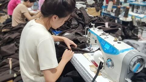 Doanh nghiệp, công đoàn tích cực tuyên truyền về bầu cử