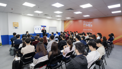 Khởi động "Tiếp sức doanh nghiệp Việt 2026" cho SMEs Việt phát triển kinh doanh dài hạn trên TMĐT