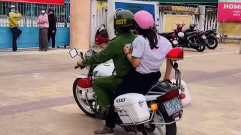 Công an hỗ trợ thí sinh quên căn cước kịp thời trở lại điểm thi