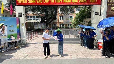 Đề thi môn Ngữ văn chuyên thi vào lớp 10 tại Hà Nội năm 2026