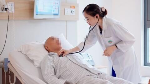 Tăng huyết áp suốt 30 năm, người đàn ông Philippines phát hiện bệnh nội tiết nguy hiểm