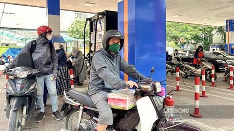 Hà Nội hỗ trợ người thu nhập thấp đổi xe máy cũ: Người dân thêm động lực chuyển đổi