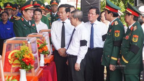 Cần Thơ truy điệu, an táng 120 hài cốt liệt sĩ
