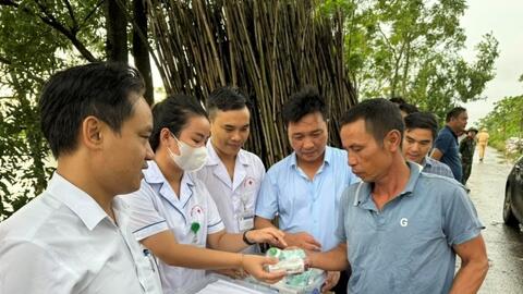 Đẩy mạnh công tác phòng, chống dịch bệnh tại các vùng bị ngập úng