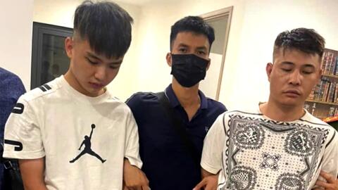 Bắt 2 thanh niên đang trên đường mang ma túy đi “tiếp thị”