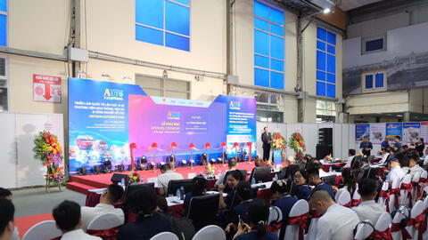 Khai mạc Vietnam AutoExpo 2025: Kết nối giao thông với công nghiệp hỗ trợ