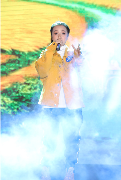 Quán quân HUTECH’s Talent 2020 xuất sắc kể chuyện trầm cảm bằng vũ đạo - Ảnh 3. Quán quân HUTECH’s Talent 2020 xuất sắc kể chuyện trầm cảm bằng vũ đạo - Ảnh 3.