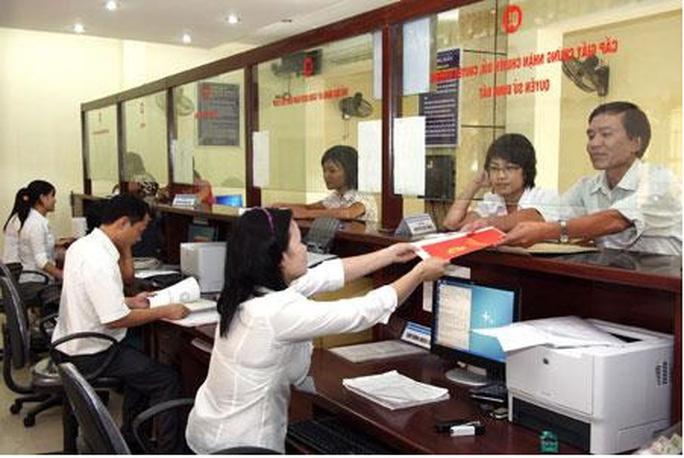 Sẽ hoàn thiện hệ thống vị trí việc làm, cơ cấu ngạch công chức trong 2021 - Ảnh 1. Sẽ hoàn thiện hệ thống vị trí việc làm, cơ cấu ngạch công chức trong 2021 - Ảnh 1.
