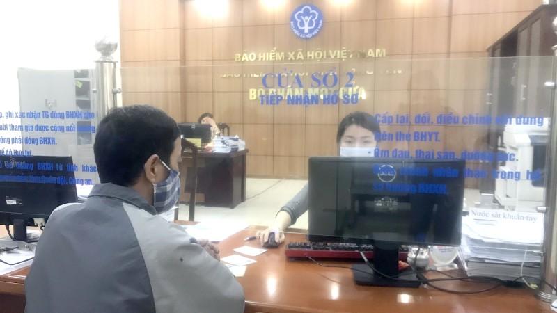 13 địa phương có dịch Covid-19: Gộp kỳ chi trả lương hưu, trợ cấp BHXH tháng 3 và 4