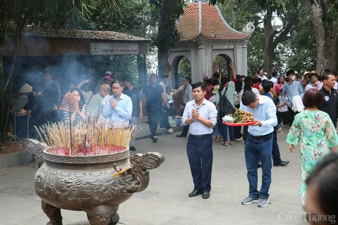 Đền Hùng thay đổi thế nào trước ngày Giỗ tổ Hùng Vương? Cảnh quan Đền Hùng trước ngày Giỗ Tổ Hùng Vương