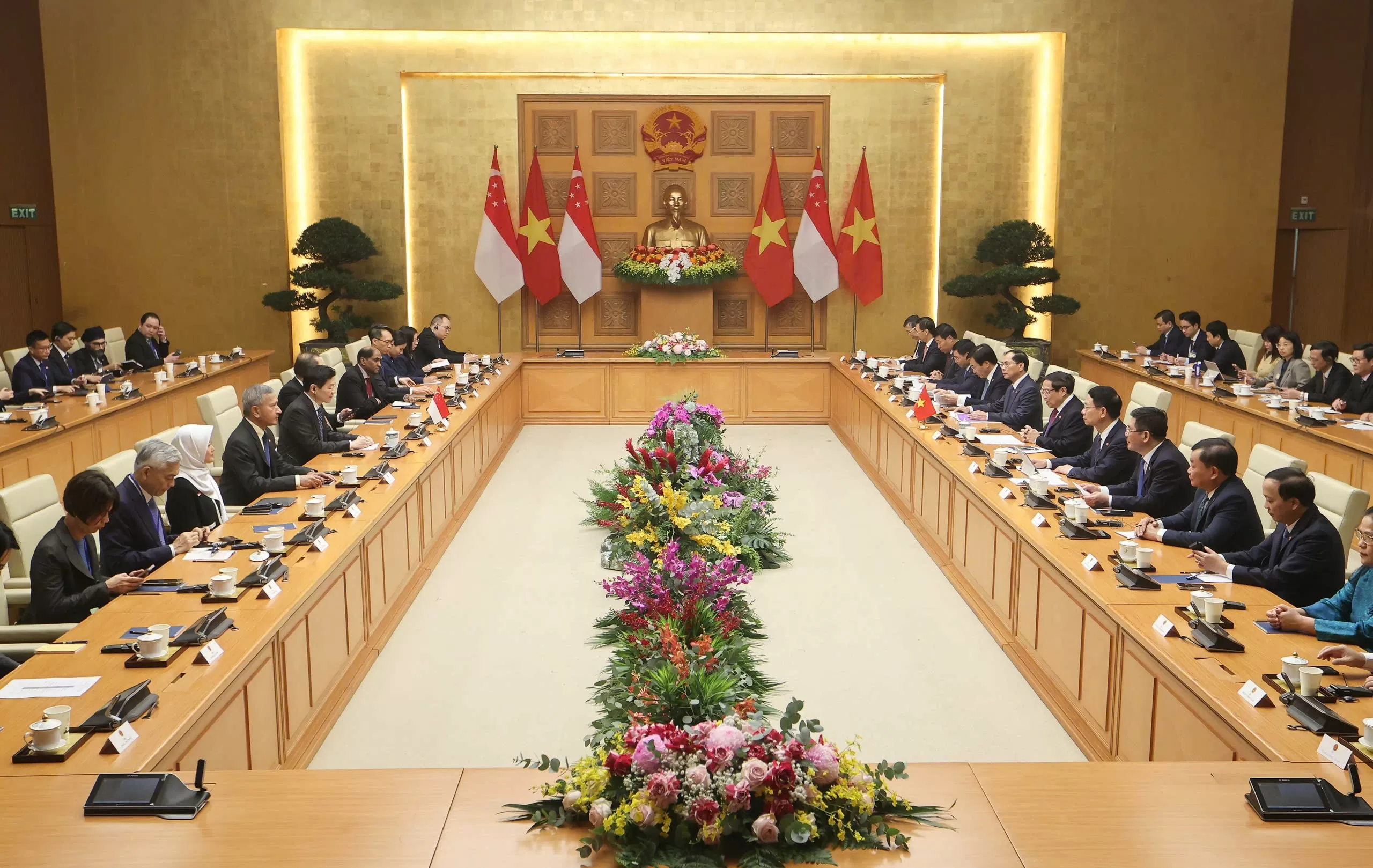 Thủ tướng Phạm Minh Chính chủ trì lễ đón Thủ tướng Singapore Thủ tướng Phạm Minh Chính chủ trì lễ đón Thủ tướng Singapore