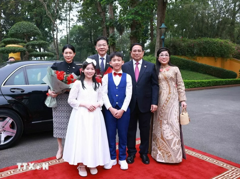 Thủ tướng Phạm Minh Chính chủ trì lễ đón Thủ tướng Singapore Thủ tướng Phạm Minh Chính chủ trì lễ đón Thủ tướng Singapore