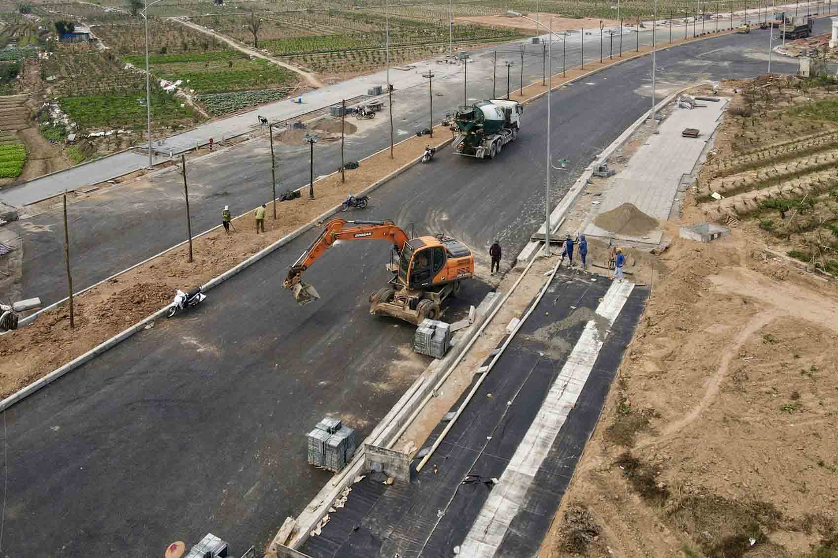 Điểm cuối dự án đang được nhà thầu thi công hoàn thiện. Ảnh: Hữu Chánh