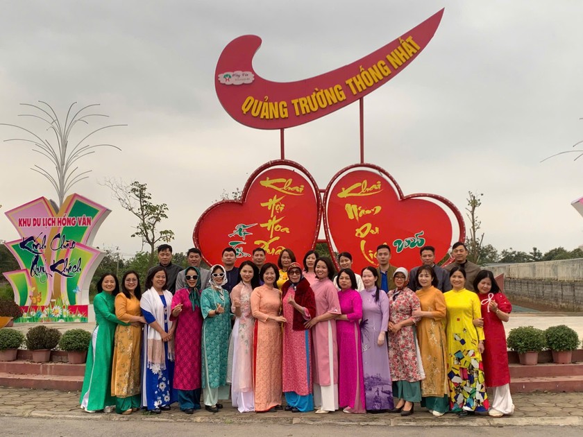 Hồng Vân là điểm đến thu hút đông đảo du khách thập phương