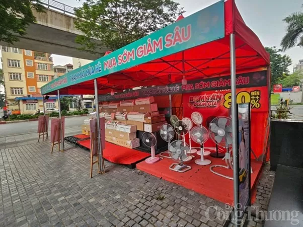 Thiết bị làm mát 'nóng rực' theo thời tiết Hà Nội