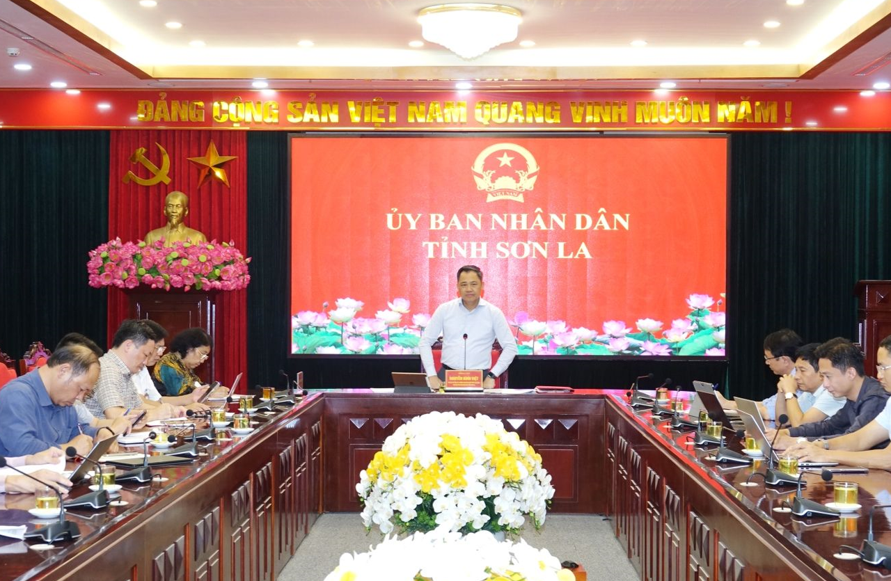 Sơn La bàn phương án xây dựng trường học tại các xã biên giới.