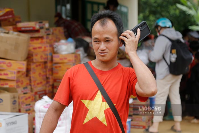 (bên trái). Ảnh: Quang Đạt