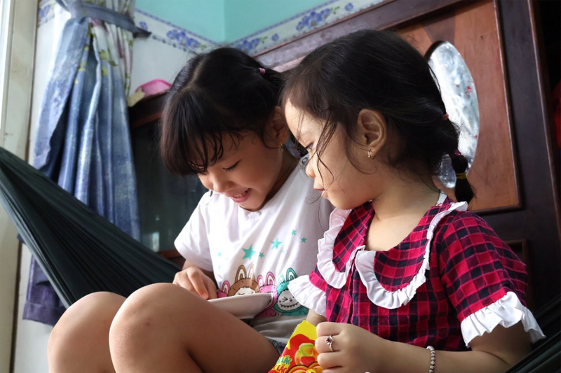 Niềm vui đến trường của con trẻ sẽ trọn vẹn hơn với sự đồng hành của Home Credit