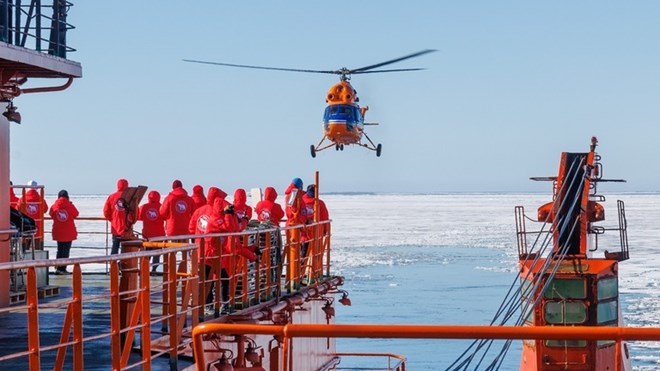 Nga bất ngờ mở lời sẵn sàng bắt tay với cả Mỹ, Trung Quốc về dầu khí