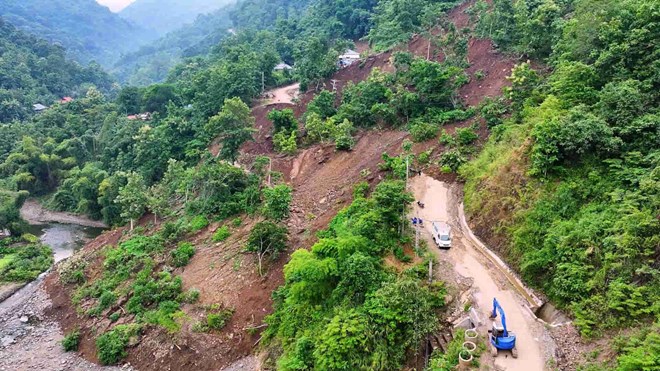 Gần 1.600 học sinh ở xã vùng cao Sơn La vẫn bị cô lập do sạt lở