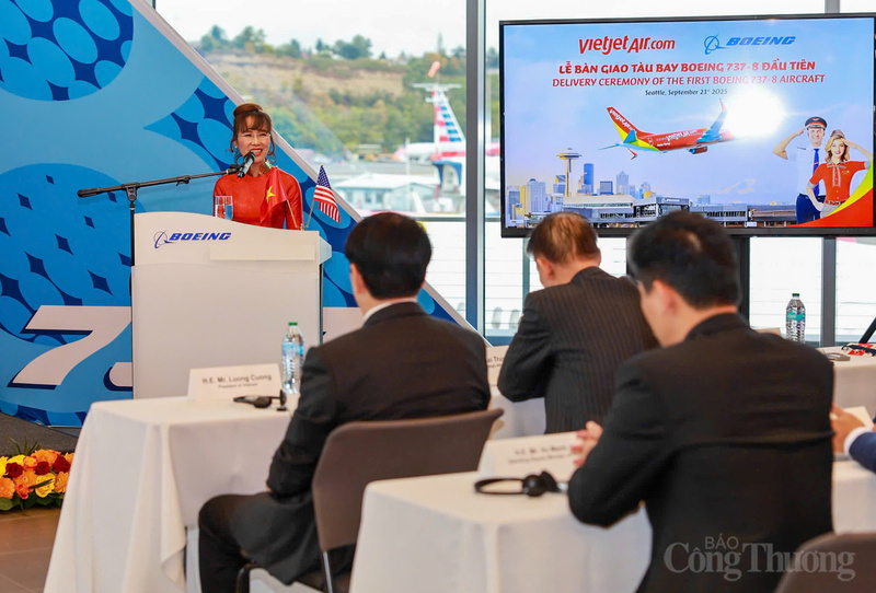 Tiến sĩ Nguyễn Thị Phương Thảo - Chủ tịch Vietjet chia sẻ, sự kiện này góp phần thúc đẩy thương mại song phương, là biểu tượng cho quan hệ Đối tác Chiến lược toàn diện Việt Nam - Hoa Kỳ. Ảnh: Nguyên Minh