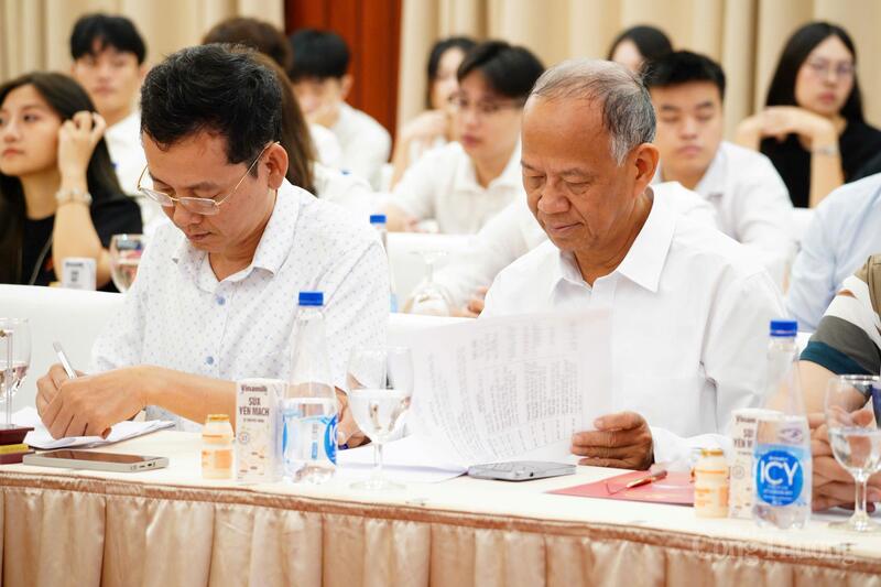 Diễn đàn có sự tham dự của đại diện: Bộ Công an, cục, vụ (Bộ Công Thương), Sở Công Thương các tỉnh, các hiệp hội, doanh nghiệp phân phối, doanh nghiệp sản xuất, doanh nghiệp...