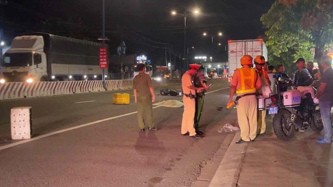 Điều tra vụ tai nạn xe máy với xe tải khiến người đàn ông tử vong ở TPHCM