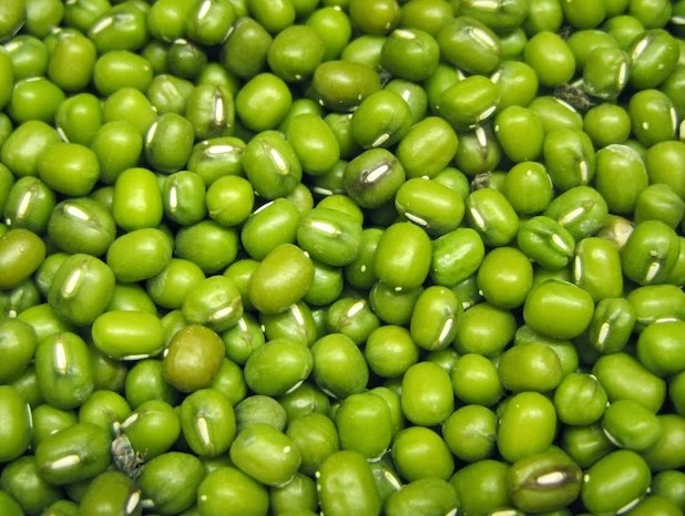 Người thận yếu: Cân nhắc khi uống nước đậu xanh