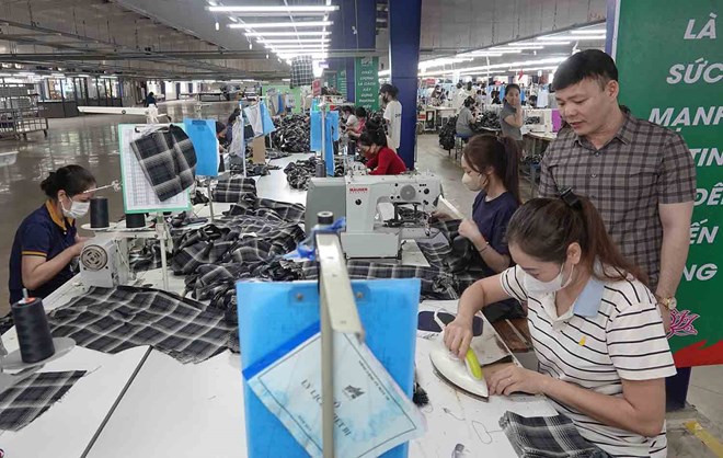 Nhiều doanh nghiệp Hà Tĩnh tăng đãi ngộ nhưng vẫn khó tuyển lao động