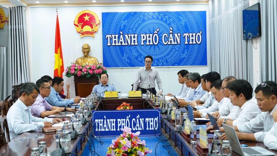 Ông Cao Quang Quỳnh - Thành viên HĐTV EVN - tại buổi làm việc với UBND TP Cần Thơ. Ảnh: EVNSPC
