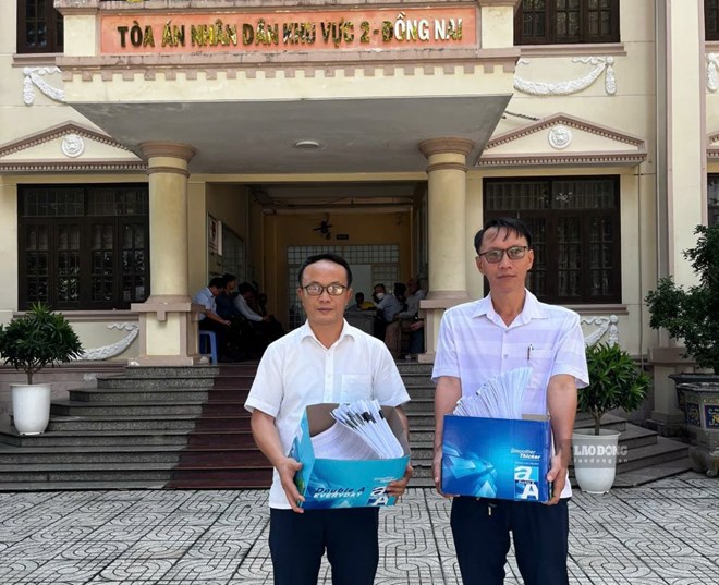 Hàng trăm người lao động ở Đồng Nai mòn mỏi chờ được chốt BHXH