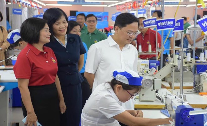 Kết quả lao động giỏi gắn với lợi ích người lao động