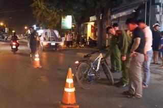 <a href="/tre-em" title="Trẻ em" rel="dofollow">Trẻ em</a>