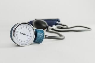 <a href="/y-te" title="Y tế" rel="dofollow">Y tế</a>