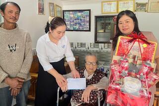 <a href="/y-te" title="Y tế" rel="dofollow">Y tế</a>