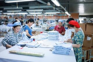 <a href="/lao-dong" title="Lao động" rel="dofollow">Lao động</a>