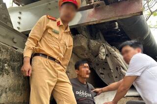 <a href="/phap-ly" title="Pháp lý" rel="dofollow">Pháp lý</a>