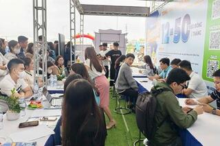 <a href="/lao-dong" title="Lao động" rel="dofollow">Lao động</a>