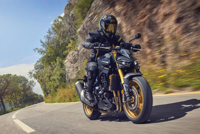 <a href="/doanh-nghiep" title="Doanh nghiệp" rel="dofollow">Doanh nghiệp</a>