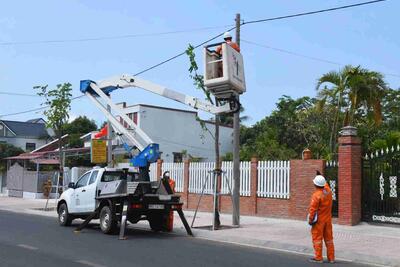 <a href="/doanh-nghiep" title="Doanh nghiệp" rel="dofollow">Doanh nghiệp</a>