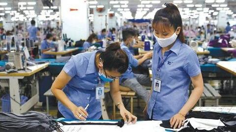 Chính sách mới về lao động - tiền lương có hiệu lực từ tháng 3/2022
