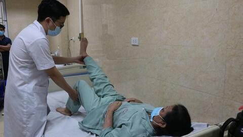 Người phụ nữ bỗng mù mắt, liệt chi vì căn bệnh nguy hiểm