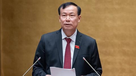 Căn cước gắn chip không thể theo dõi di chuyển của công dân