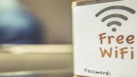 Lý do 'tuyệt đối' không nên sử dụng Wi-Fi miễn phí của khách sạn