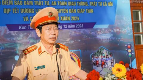 Công an Kon Tum ra quân trấn áp tội phạm