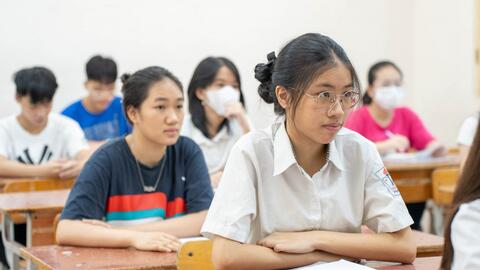 Chiều 5/7 nhập học lớp 10, học sinh cần chuẩn bị giấy tờ gì?