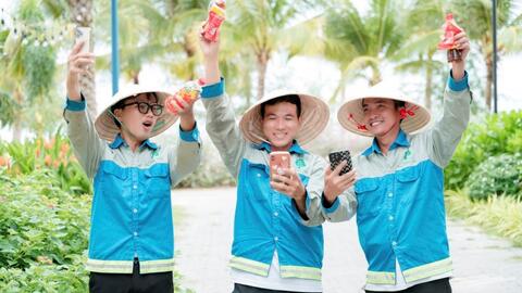 Thêm khách hàng ở Tây Ninh và Hà Tĩnh trúng 9 triệu đồng nhờ uống Trà Dr Thanh