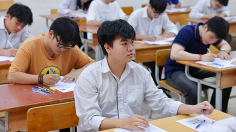 Ngay từ đầu năm lớp 12, học sinh cần chuẩn bị những gì?