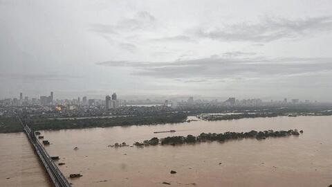 Hà Nội: Lệnh rút báo động 2 trên sông Hồng