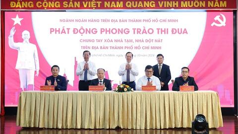 Eximbank tài trợ 5 tỷ đồng chung tay xóa nhà tạm, nhà dột nát tại TP.HCM